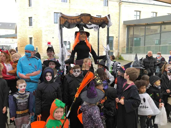 Courseulles fête Halloween