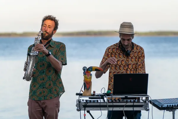 Un été sur les quais : Bal électropical