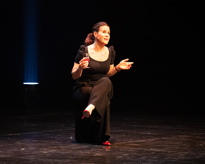 Spectacle humour "Antonia de Rendinger, Scènes de corps et d'esprit"