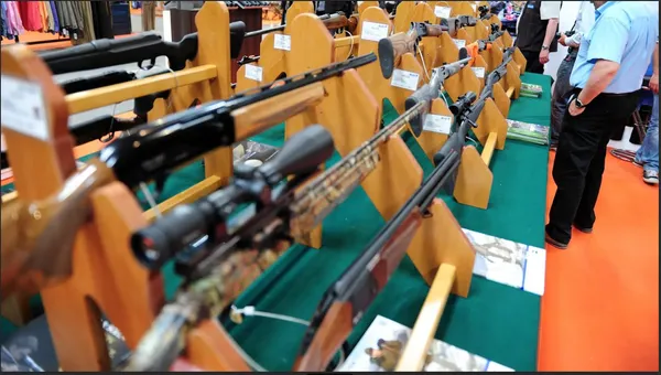 Bourse aux antiquités militaires et militaria
