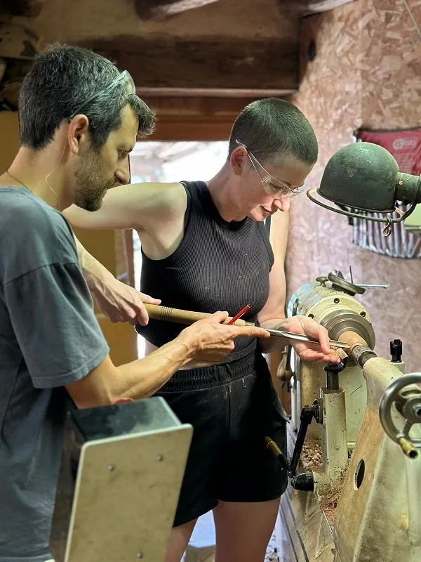 Savoir-faire au rendez-vous - Tournage et sculpture sur bois