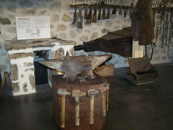 Musée La Forge de Charles : Exposition et démonstration