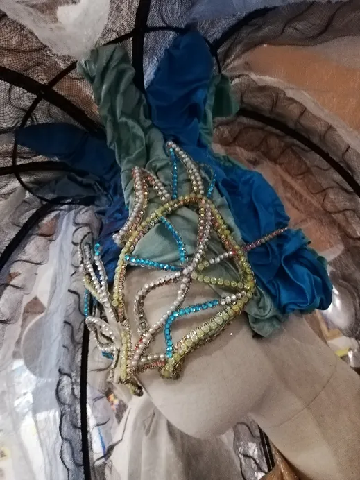 Savoir-faire au rendez-vous : visite d'un atelier de costumes (La malle aux costumes)