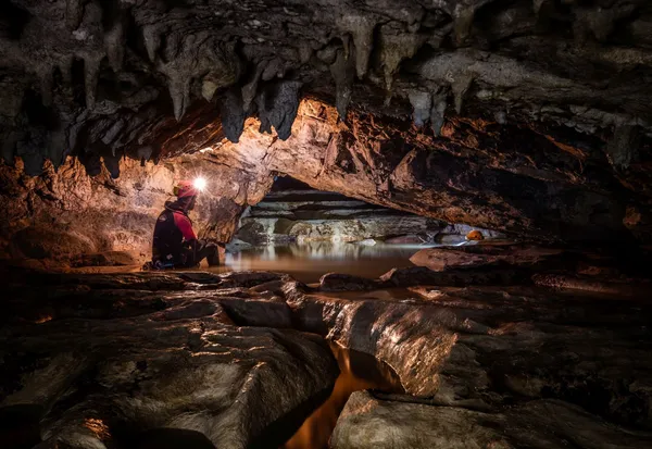 Spéléo journée, traversée aquatique de la petite Bidouze