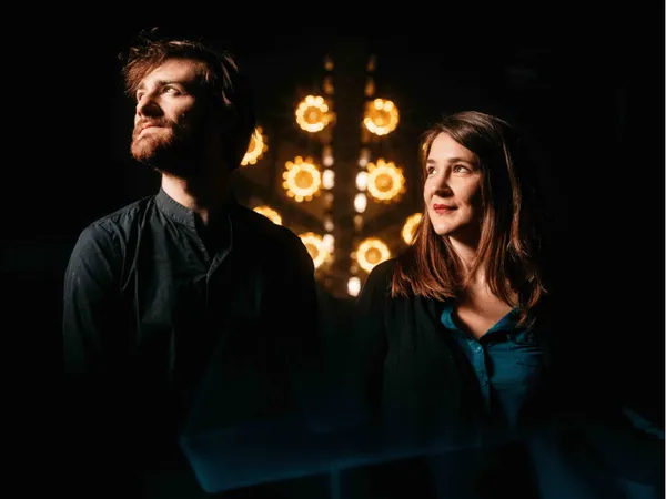 The waves - Anaïs Bertrand & Robin Pharo
