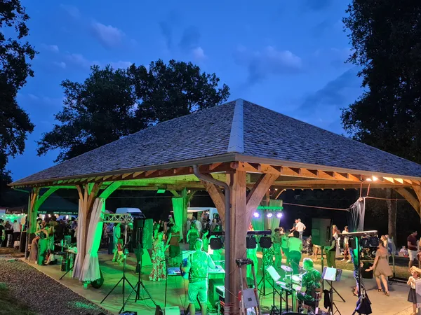 Les vendredis St Pa': restauration et animation musicale
