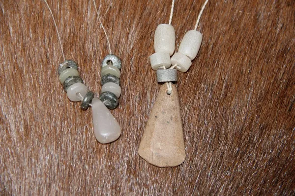Atelier "Mon collier néo" en famille - dès 5 ans