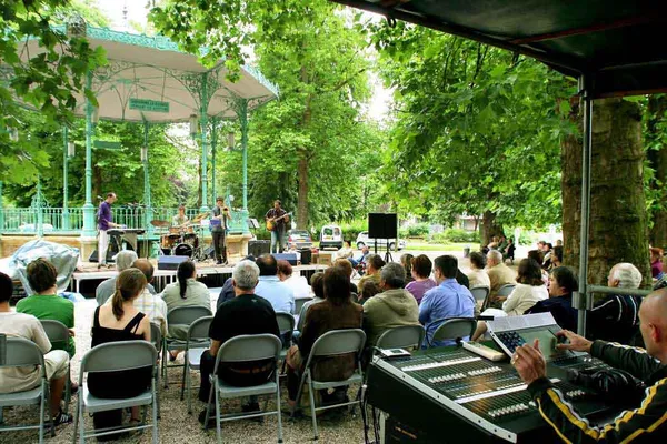 Concert Coco Macé à Saint-Germain-les-Belles