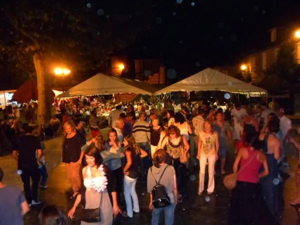 Fête du village à Saint-Julien-aux-Bois