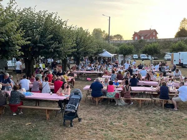 Marché festif à Saint-Victurnien