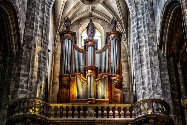 Pièces d'orgue suivies du Concert évènement 9 siècles d'art choral avec orgue et quatuor à cordes