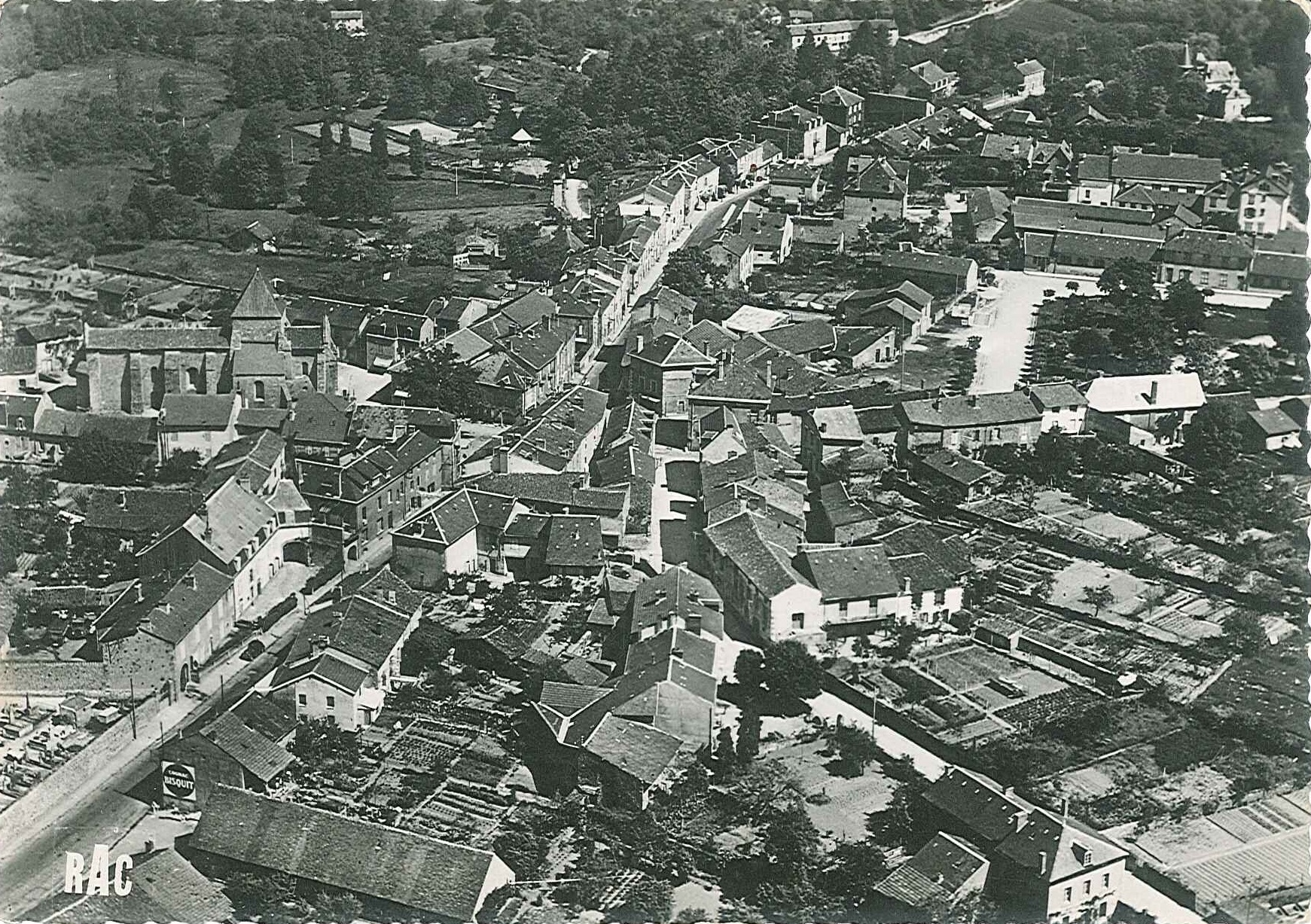 Visite guidée - Comment se structure un village-rue sur une route royale