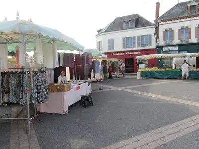 Marché de Bellegarde - Lundi