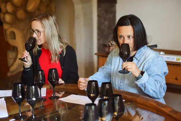 Dégustation à l’aveugle en verres noirs