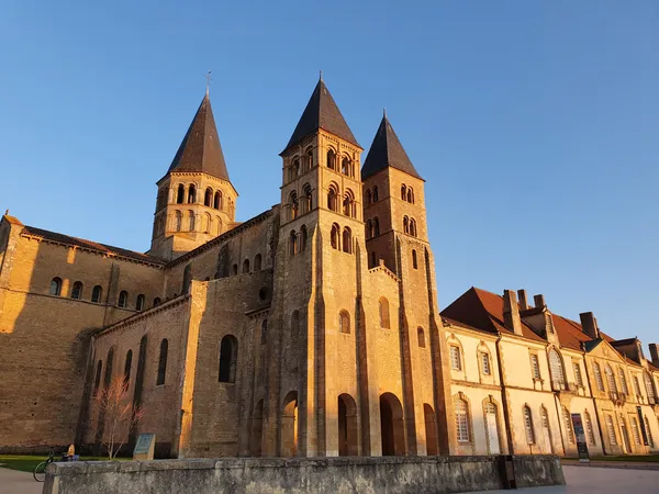 Enquête Basilique "Pas d'exception à la règle"