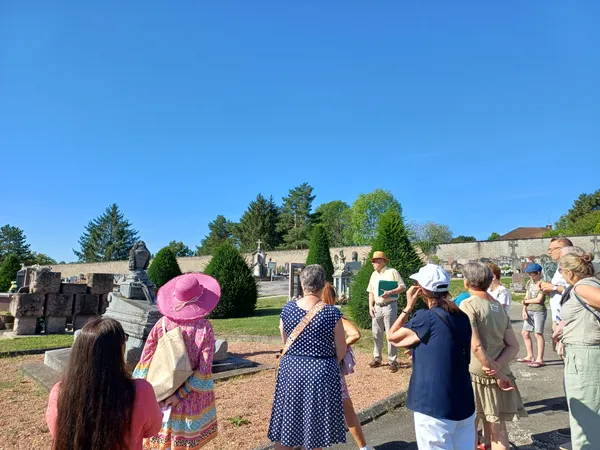 Mémoire de pierre : visites guidées du cimetière