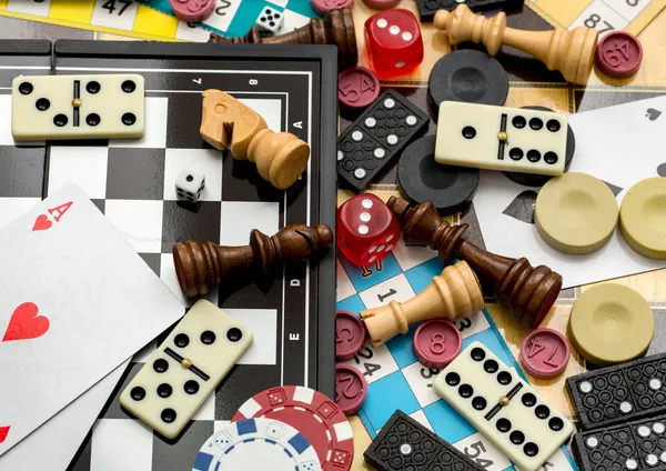 Jeux de société séniors