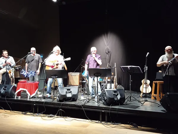 Concert du groupe "Tri Sélectif"