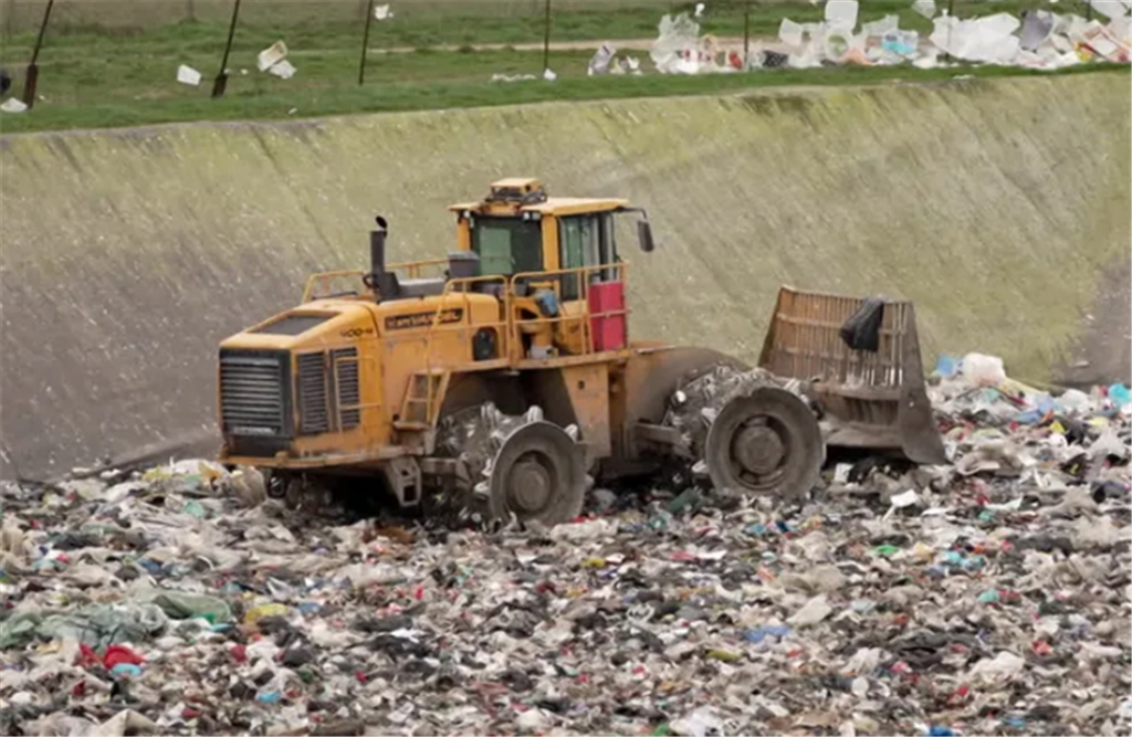 Où finissent nos déchets ? visite du centre de stockage de Courlaoux (39)