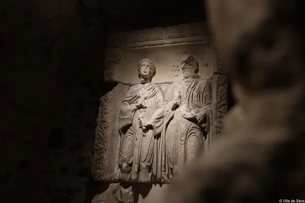 Visite guidée : "Croyances et rites funéraires à Agedincum"
