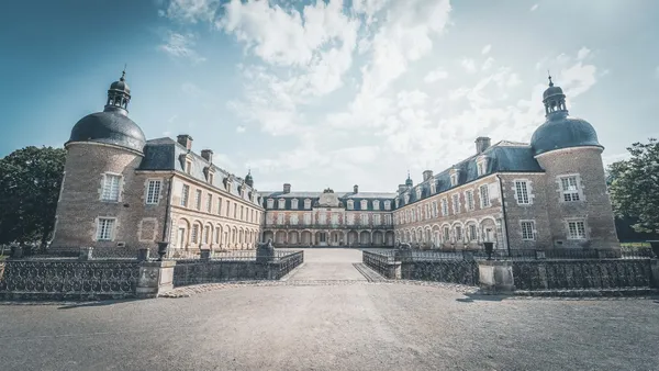 Guinguette au château de Pierre-de-Bresse