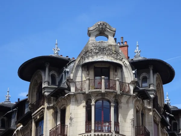 Visite découverte :  "Les Maisons Surprenantes de Dijon"