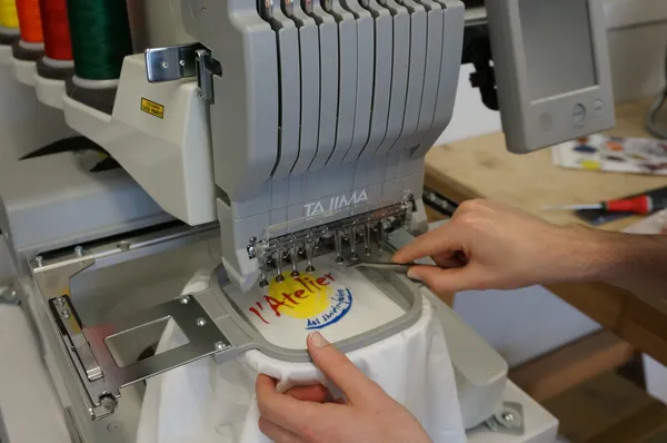 Atelier des Savoir-Faire - Graines d'artisans : Broderie Numérique