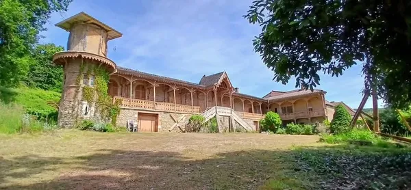 Visite commentée du petit château de Montaigre à azé