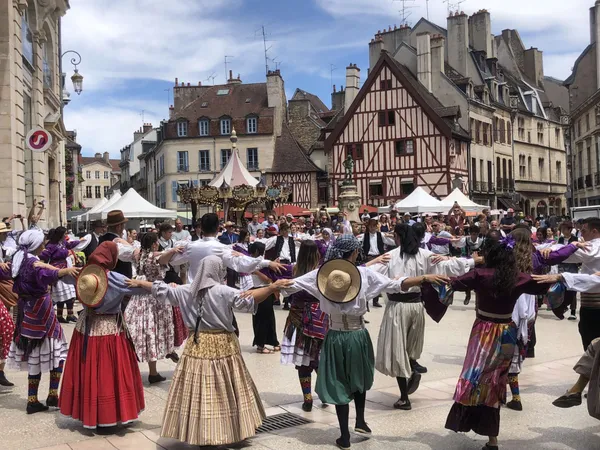 Les Fêtes de la Vigne