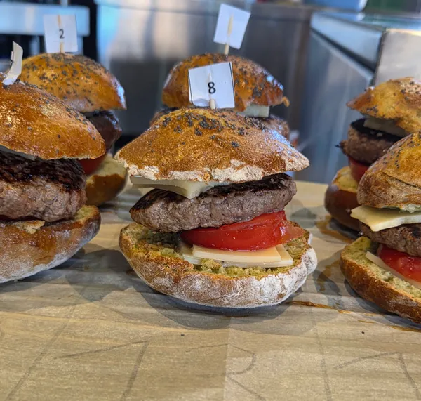 Atelier de cuisine participatif : le hamburger charolais