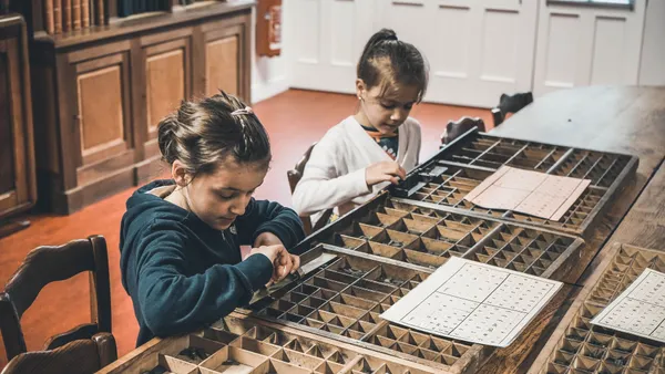 En famille au musée : à la Une !