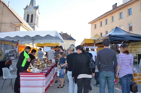 Marché Artisanal & Produits Régionaux