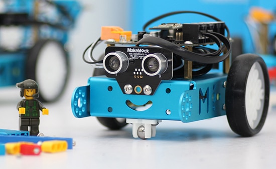 Formation : L’école des robots : construis, programme et relève le défi !