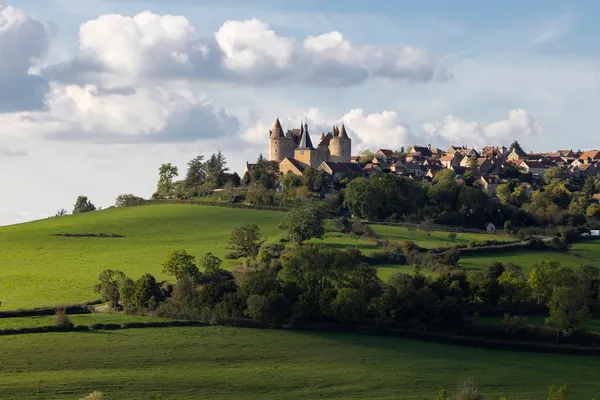 Rencontre à Savourer au château de Châteauneuf : visite du village avec Mathias Boudot