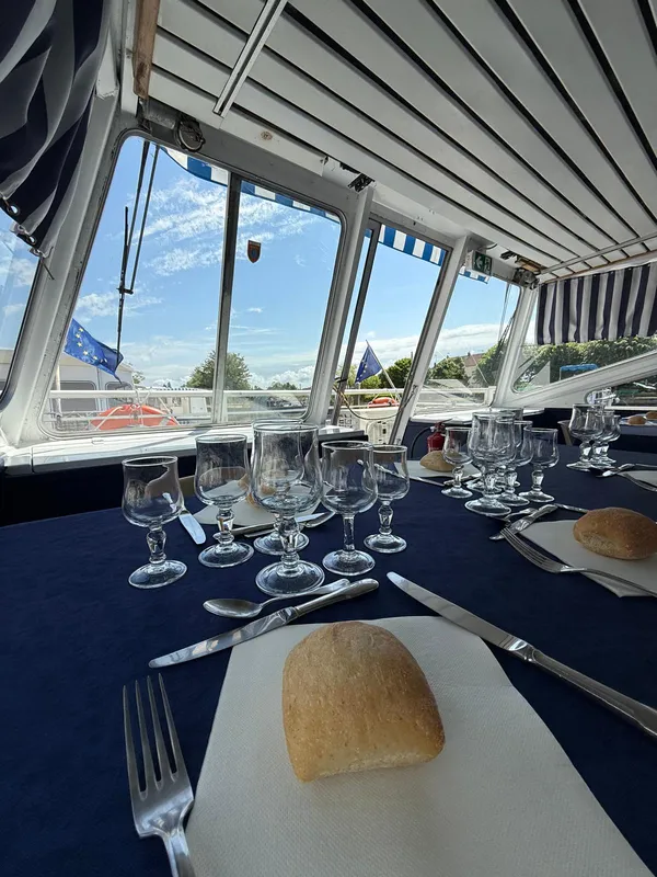Déjeuner croisière
