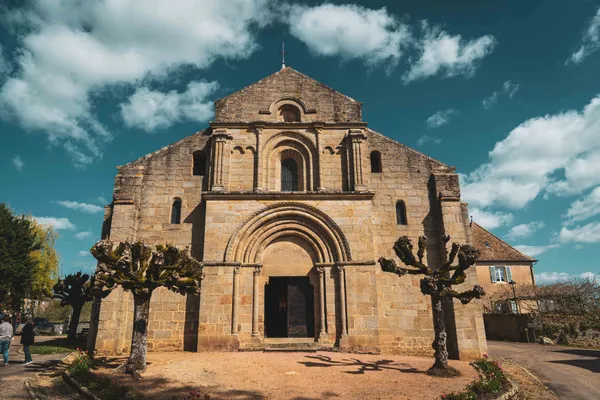 Visite nocturne de l'église de Varenne-l'Arconce