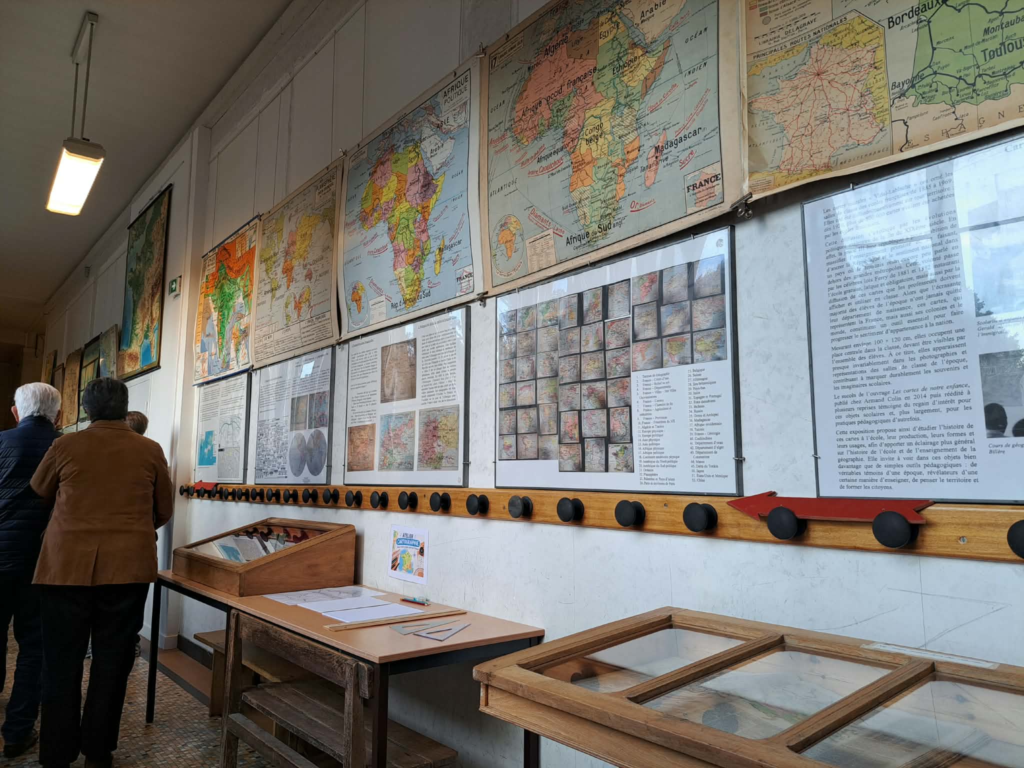 Exposition : Cartes sur table