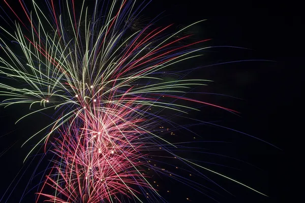ANNULE /Feu d'artifice