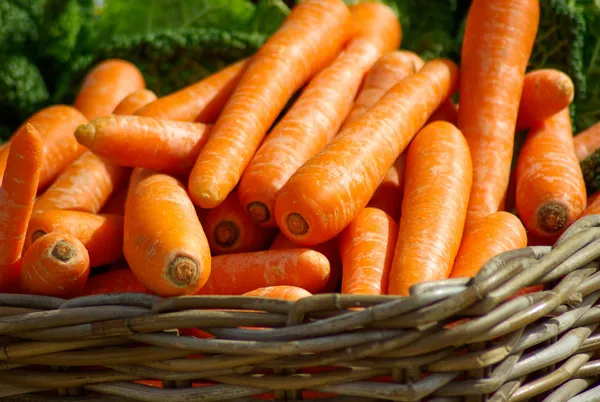 Marché de produits du terroir, barbecue et soirée dansante