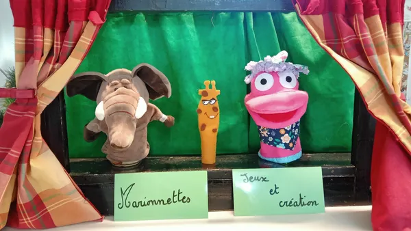 Récréalivre - Marionnette, jeux et créations