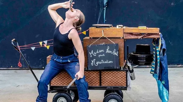 Sortie de résidence "Femme foraine"