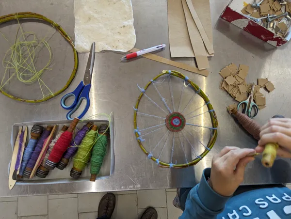 Atelier enfant Tissage en rond