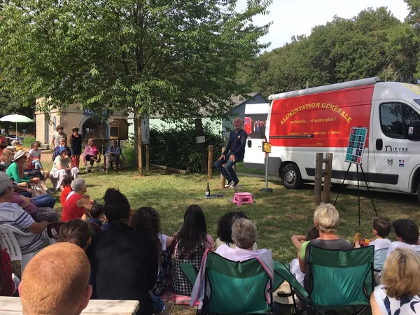 Tournée d'alimentation générale culturelle