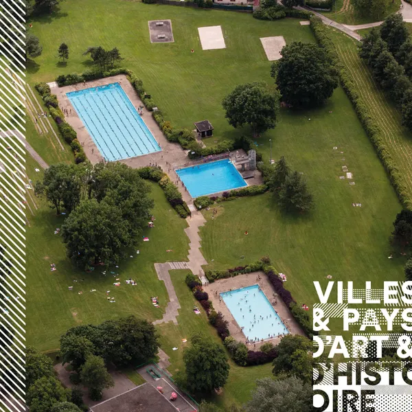 La piscine de plein air, une œuvre de Jacques Mattern