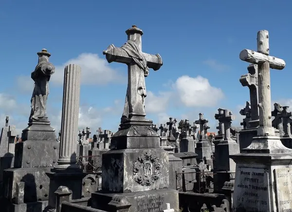 Visite guidée "Le cimetière Saint-Pierre"
