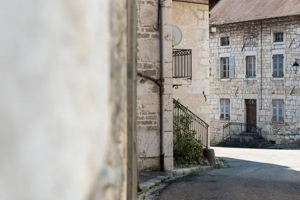 Visite du village de Virieu-le-Grand.