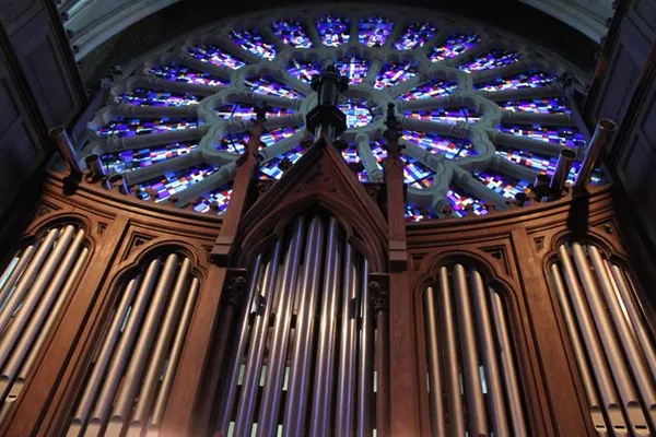 Visite guidée de la tribune et découverte du grand orgue