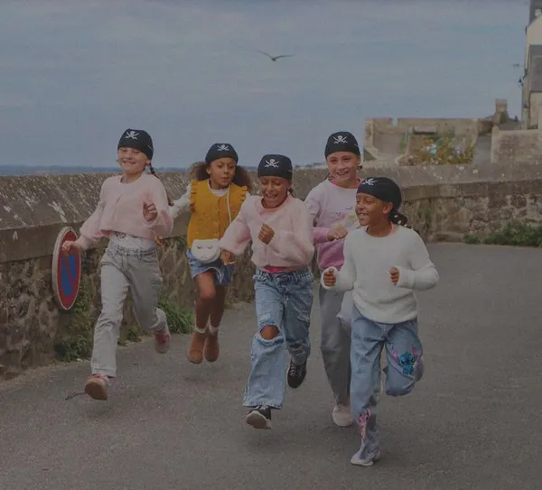 Pirates dans le cartable - Jeune public