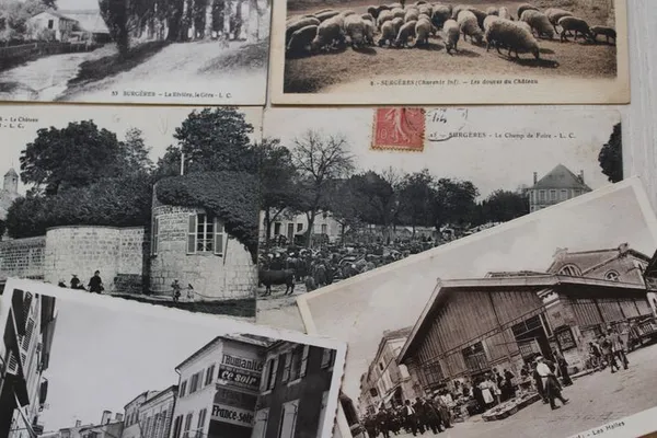Exposition de cartes postales anciennes à la Micro-Folie