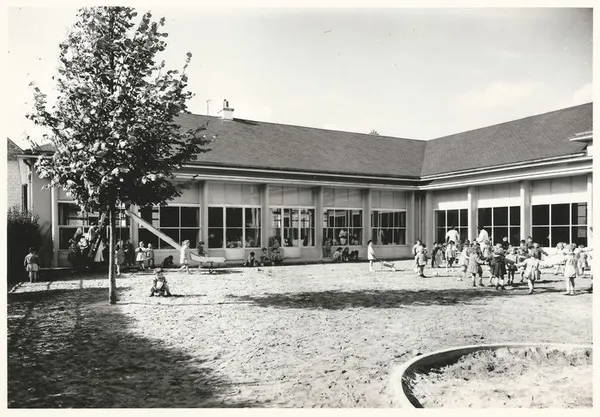 Exposition "Falaise (1944-1970) : une ville à reconstruire, des liens à recréer"